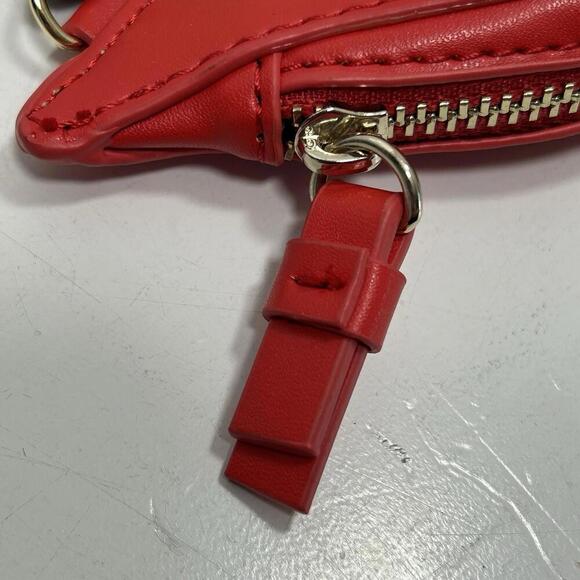 Diane Von Furstenberg DVF Target Red Lips Cute Coin Pouch Limited IN HAND - NWT - Picture 4 of 9